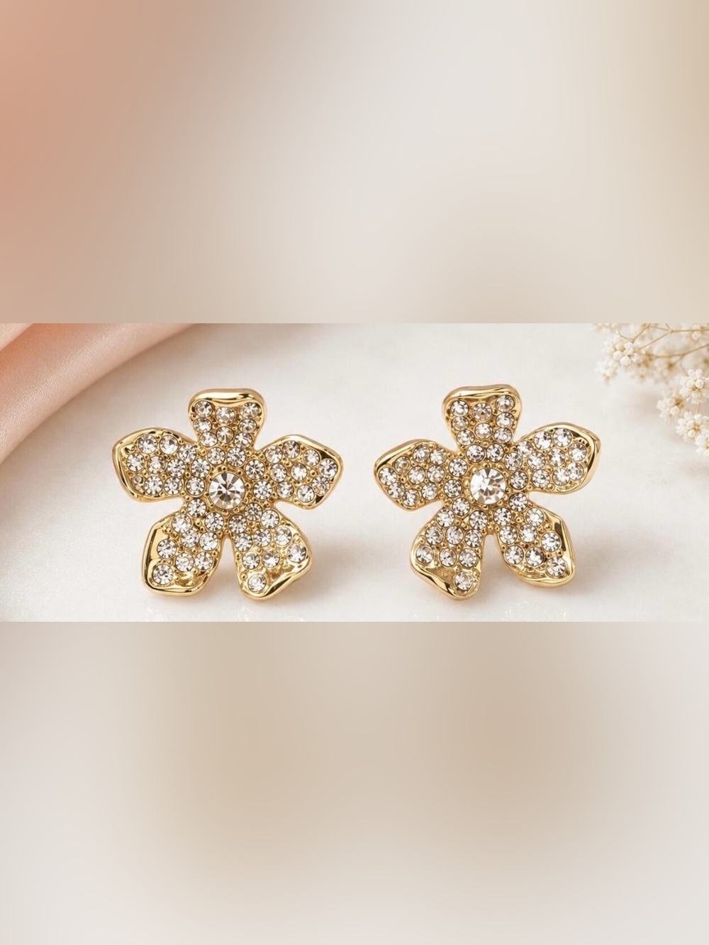 Lilly Pulitzer Gold Crystal Flower Stud Earrings and Matching Necklace. NWT